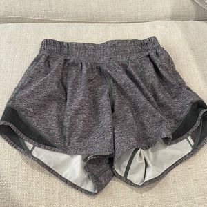 Lululemon Hotty hots grey